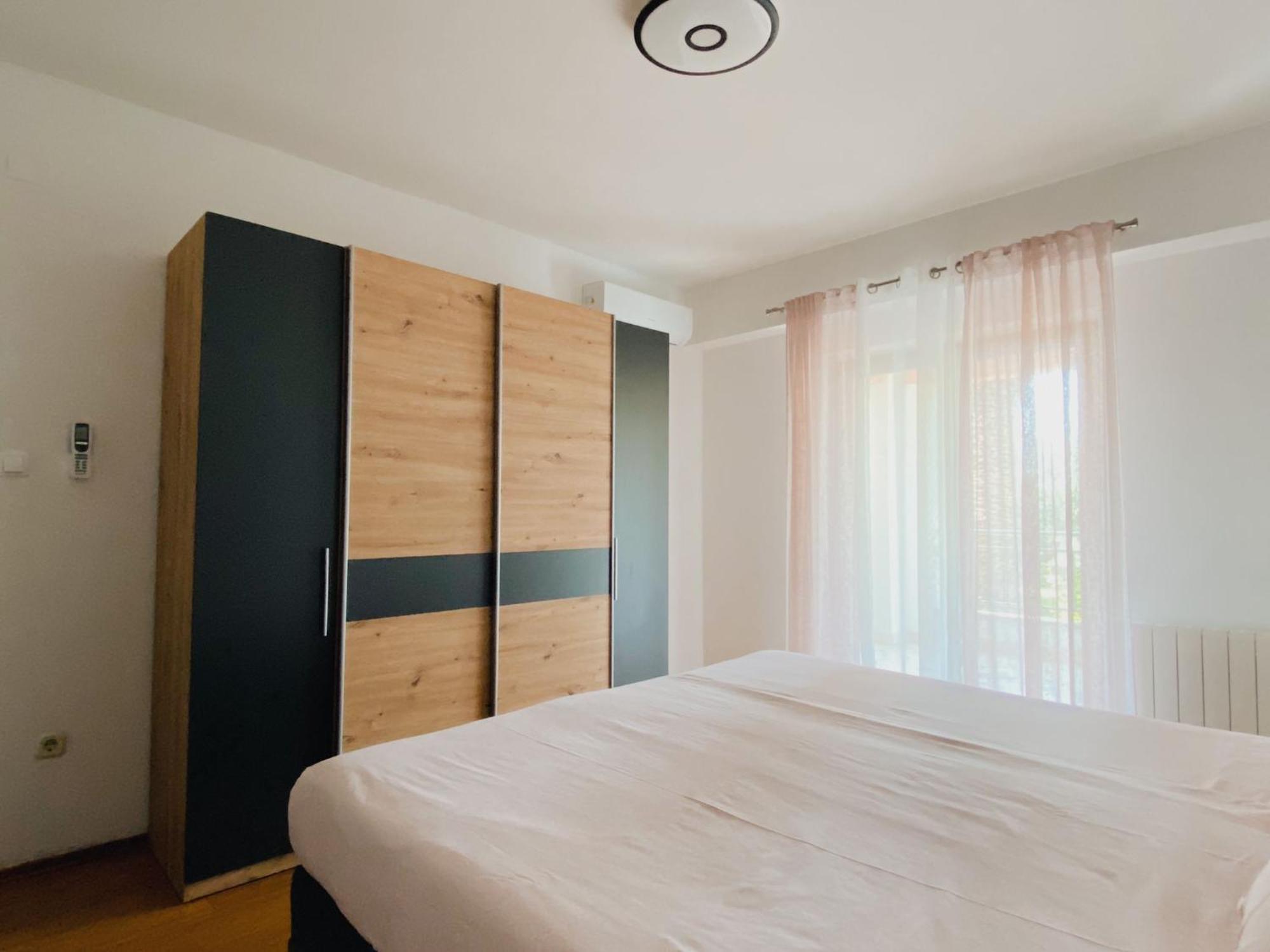 Family Friendly Apartments With A Swimming Pool Povljana, Pag - 244 客房 照片