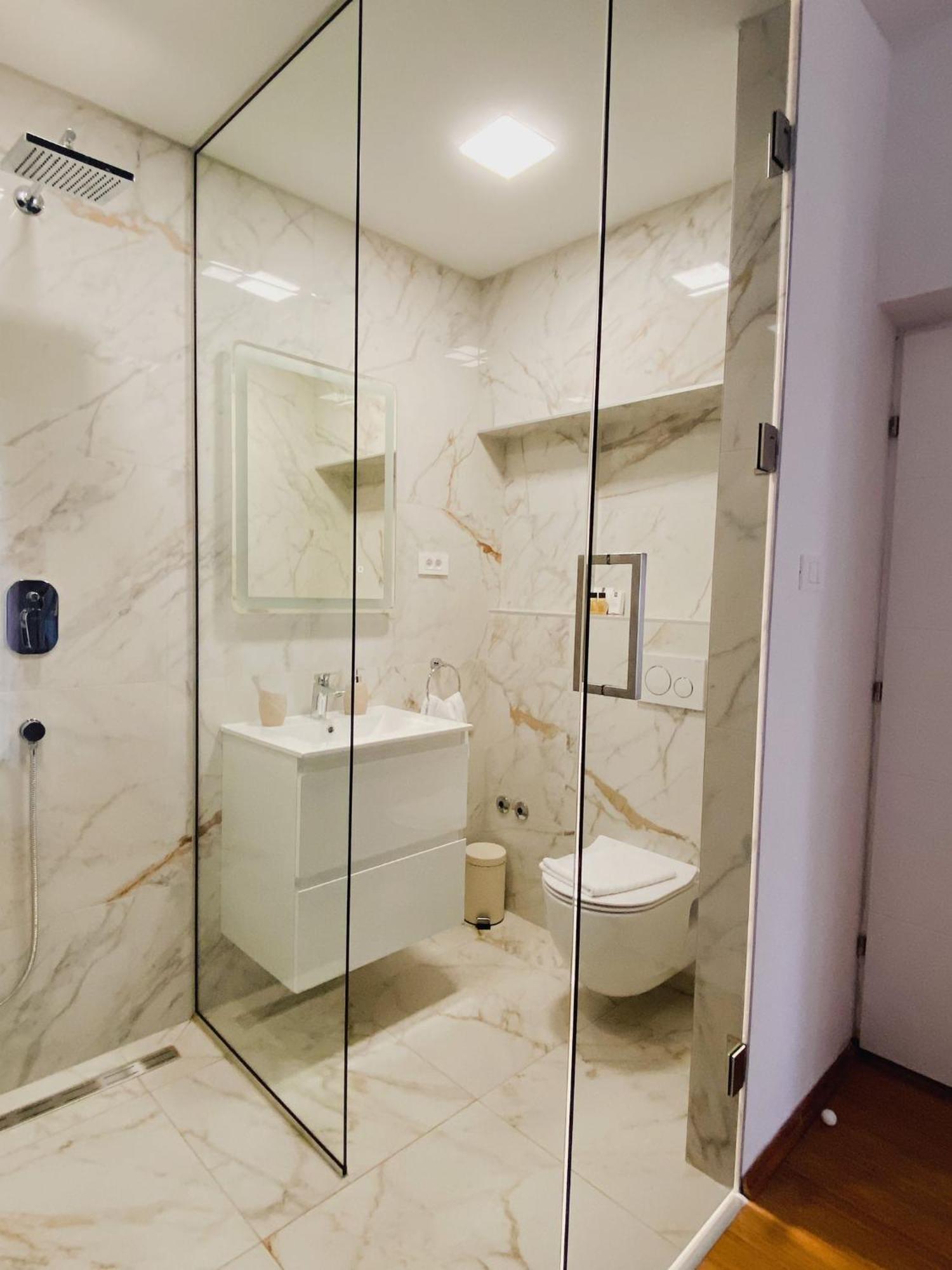 Family Friendly Apartments With A Swimming Pool Povljana, Pag - 244 客房 照片