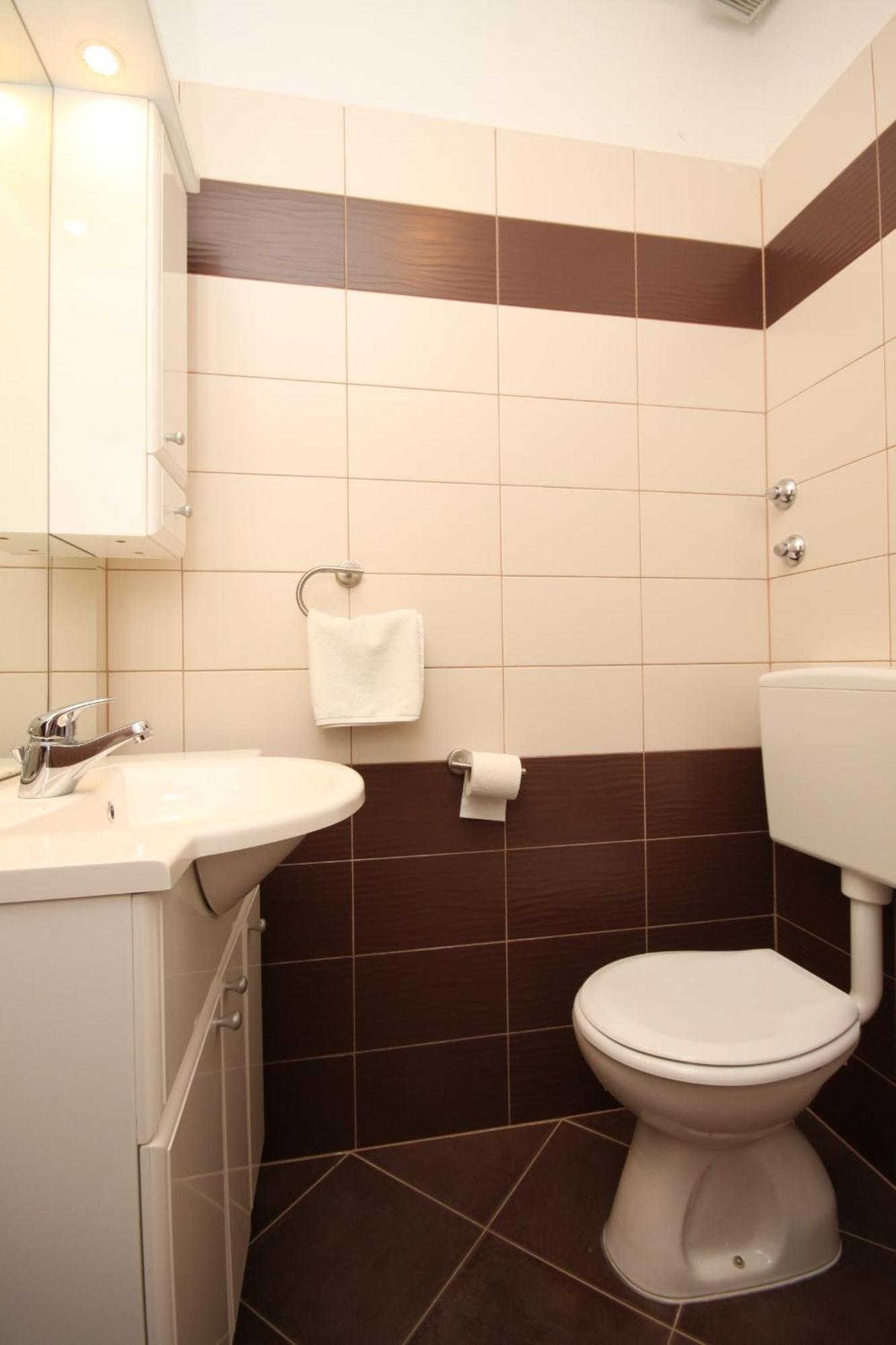 Family Friendly Apartments With A Swimming Pool Povljana, Pag - 244 客房 照片
